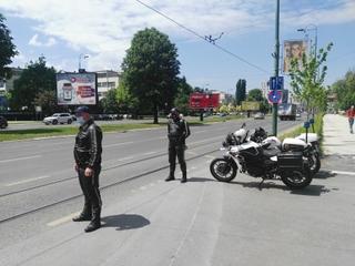 Policija u Sarajevu uručila 776 prekršajnih naloga: Iz saobraćaja isključeno šest pijanih vozača