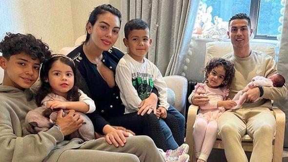 Ronaldova porodica: Navikavaju se na Sudijsku Arabiju - Avaz