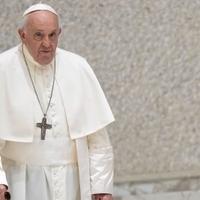 Papa upozorio na opasnosti društvenih mreža: Odnosi svedeni na algoritme i mržnju