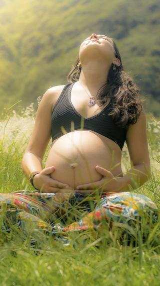 Važnost uzimanja folne kiseline u trudnoći: Utjecaj na razvoj fetusa