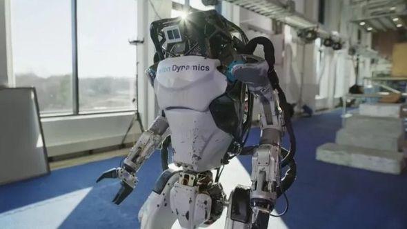 Atlas je najnapredniji dvonožni robot na svijetu - Avaz