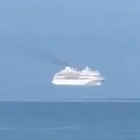 Objavljen snimak broda koji "lebdi": Evo šta se krije iza ove pojave 