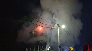 Nakon eksplozije plina: Vatrogasci ušli u kuću u Binježevu, još uvijek gori krov