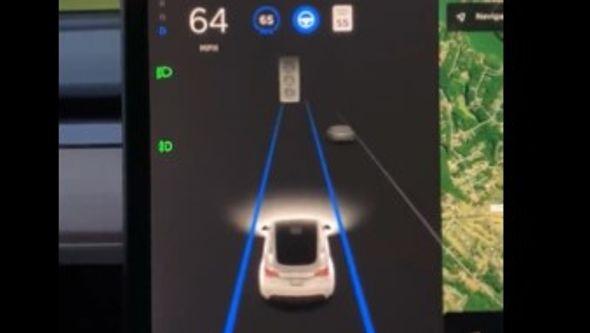Tesla Autopilot - Avaz