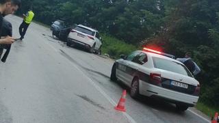 Saobraćajna nesreća kod Stupara: Više osoba povrijeđeno, a saobraćaj blokiran