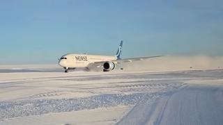 Najveći putnički avion na Južnom polu: Pogledajte kako je Boeing 787 sletio na ledenu pistu 