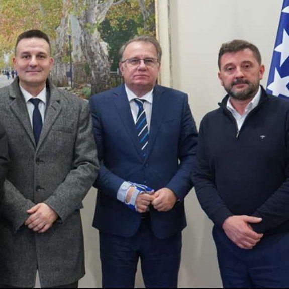 Gradonačelnik Kordić s premijerom Nikšićem: Zajedničkom saradnjom mogu se ostvariti zacrtani ciljevi