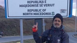 Nakon smrti majke, Enver Beganović nastavio put prema Mekki