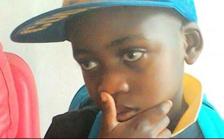 Dječak dvije sedmice grlio mrtvu majku i umro od gladi