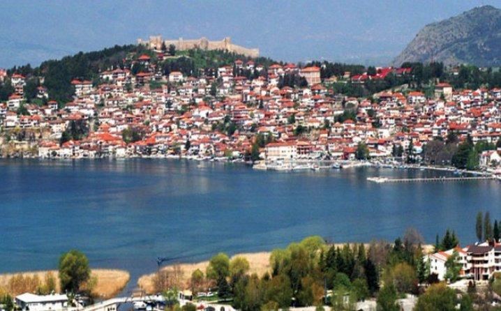 U Ohridu zabilježeno više od 1.200 potresa, građani noć provode pod vedrim nebom