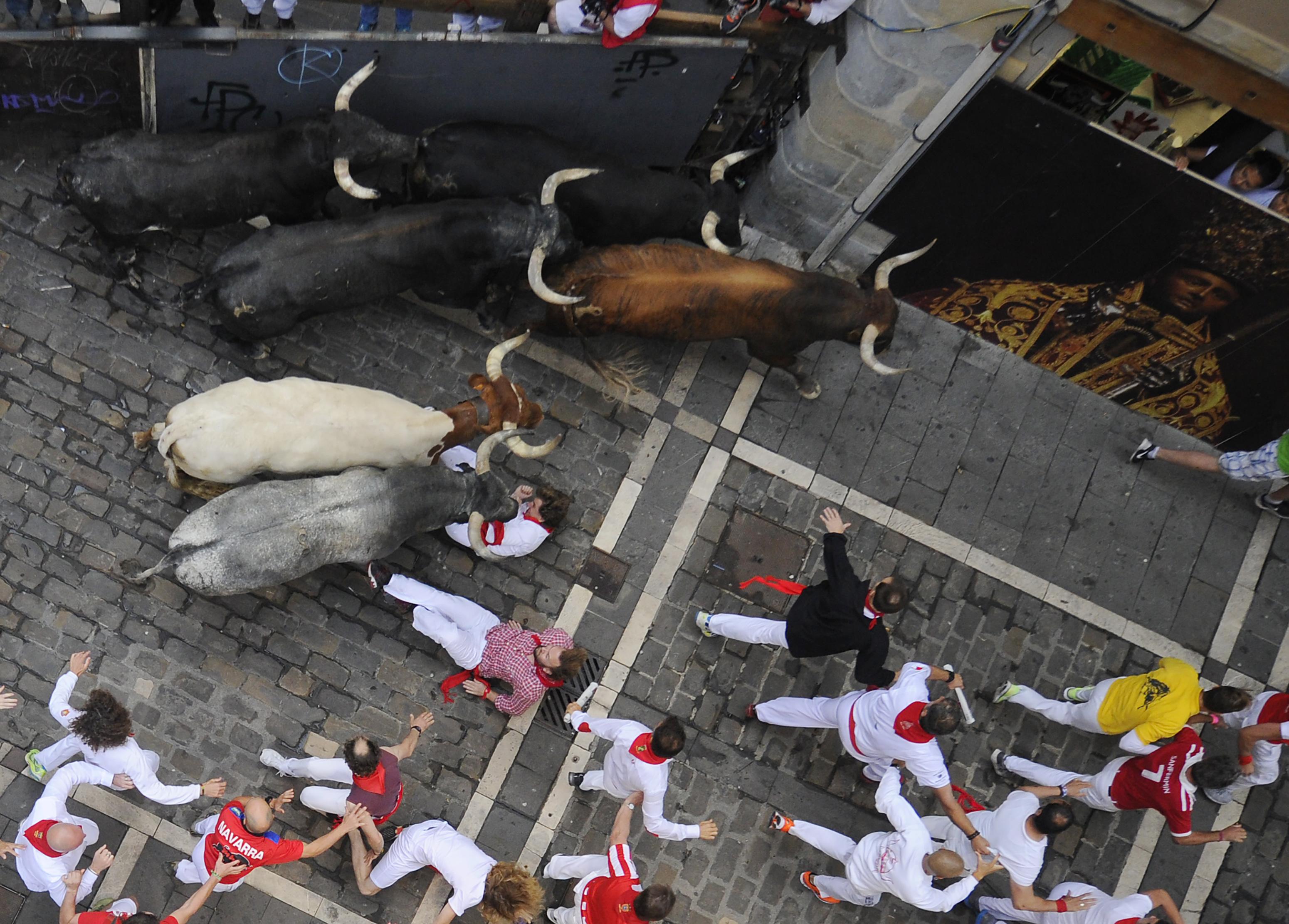 Strava na utrci bikova: Najmanje deset osoba povrijeđeno