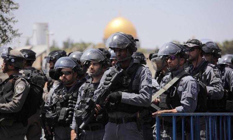 Izraelski doseljenici upali u Al-Aqsu, policija im pružala zaštitu