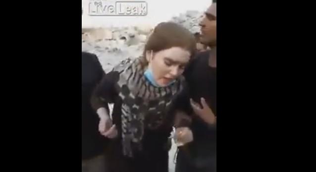 Procurio novi snimak njemačke tinejdžerke iz ruševina Mosula: Plakala da želi kući, ali Iračani s njom imaju druge planove