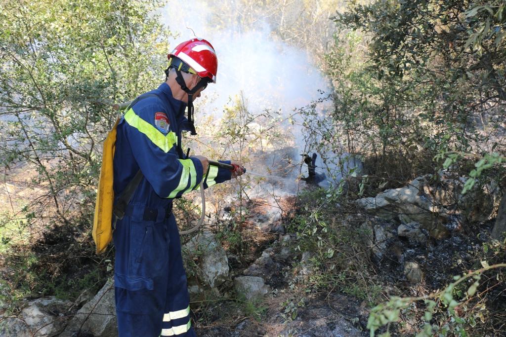 Požari kod Zadra: Kod Promina naredili evakuaciju stanovnika