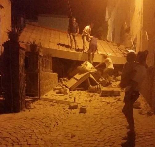 Zemljotres pogodio popularnu turističku destinaciju: Ima mrtvih, srušeno šest zgrada i crkva
