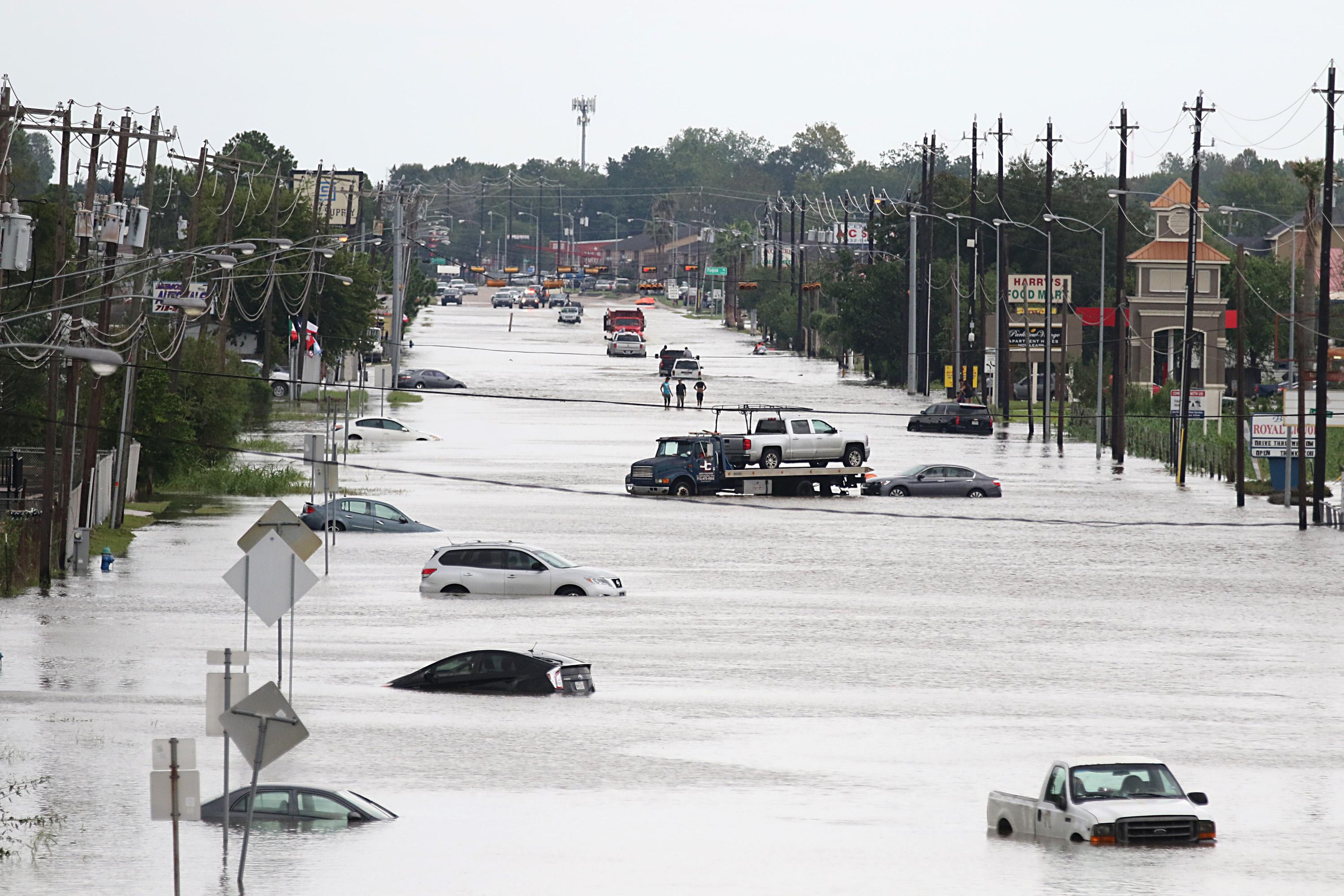 Nevrijeme u SAD: Najmanje 35 žrtava u Teksasu, oluja prešla u Luizijanu