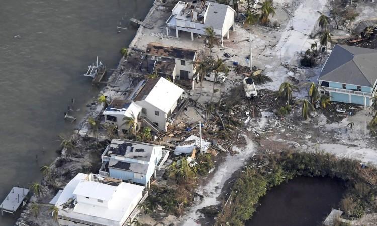 Uništena četvrtina domova na otočju Floride