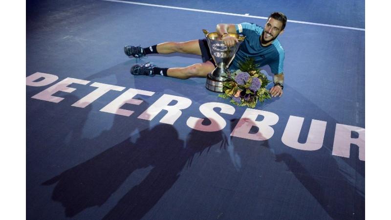 Sarajlija na krovu Sankt Peterburga: Damir Džumhur osvojio prvi ATP naslov u karijeri!