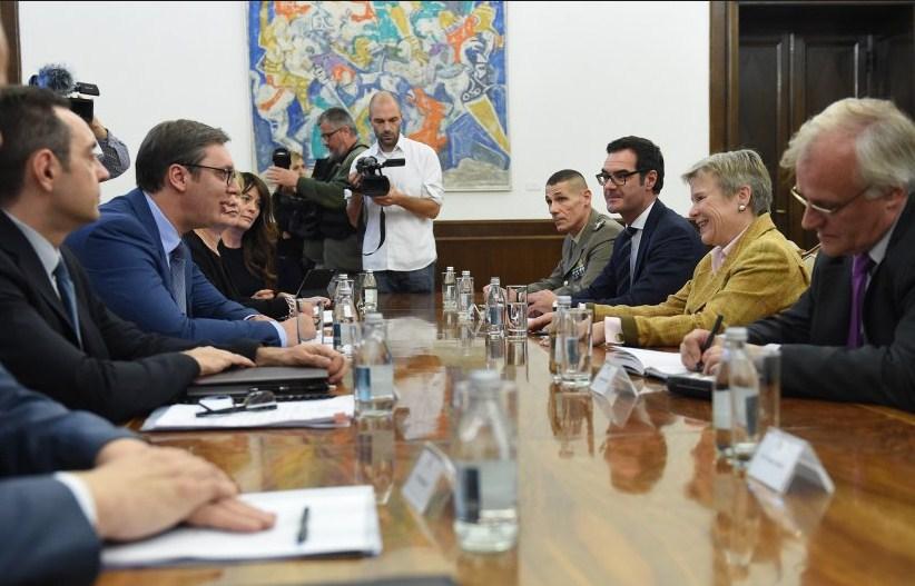 Vučić ponovio stav: Srbija ostaje vojno neutralna