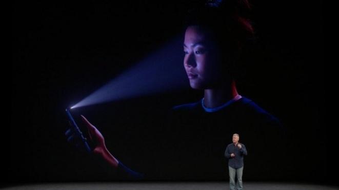 Apple: Face ID za iPhone X nije manje precizan