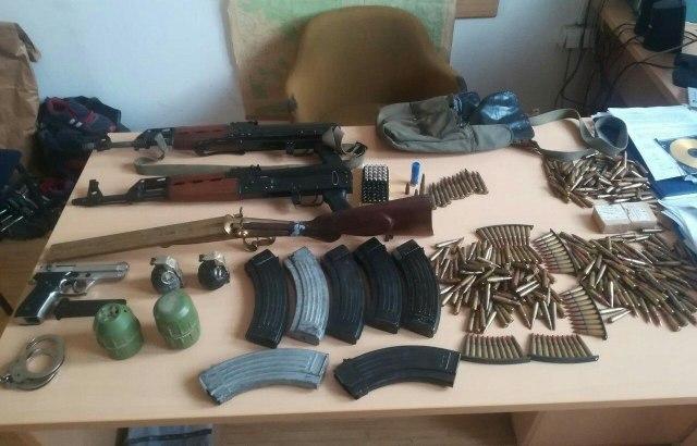 Uhapšen pripadnik Ravnogorskog četničkog pokreta, pronađen arsenal oružja