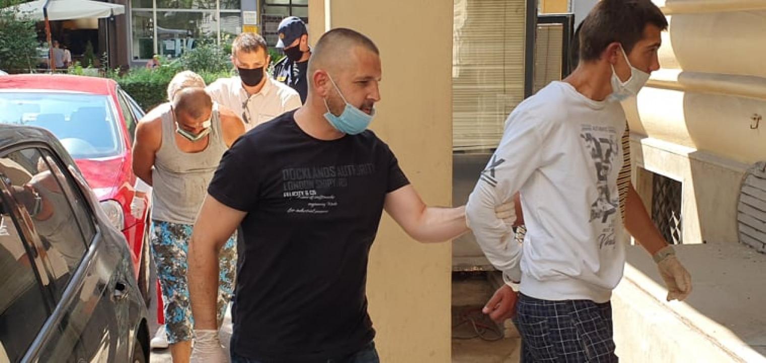 Ubice u pritvoru: Adnan Šabić ubadao je komšiju dok su ga ostali držali