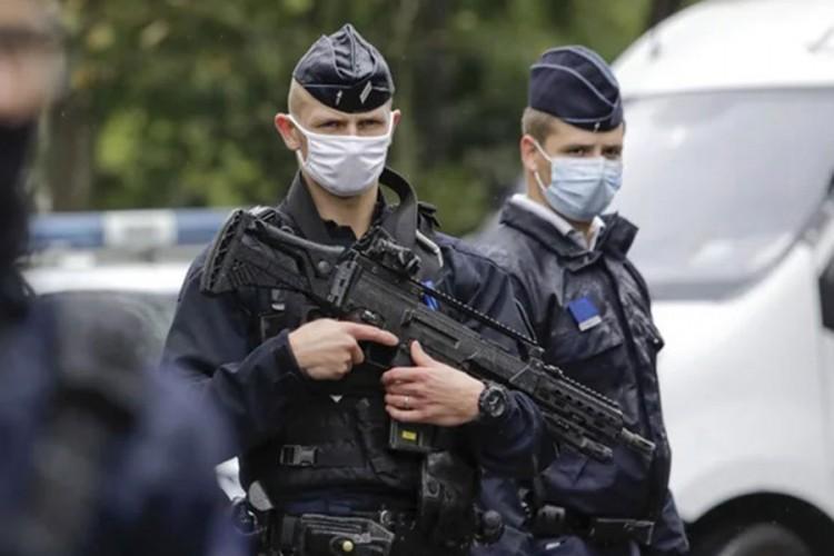 Terorista Abudlah Anzorov u Parizu nastavniku odsjekao glav - Avaz