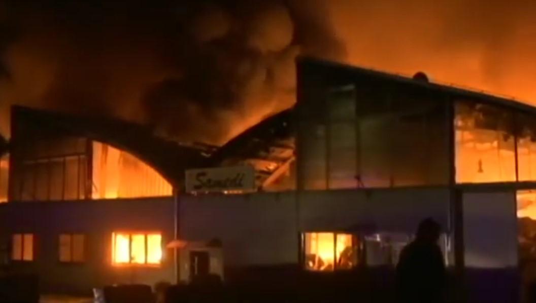 U Valjevu izgorjele dvije fabrike namještaja