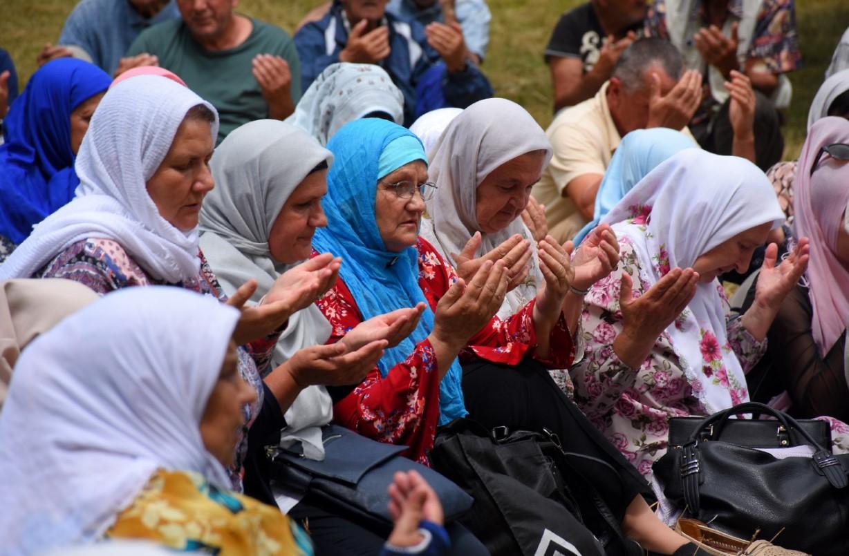 U Trnovu obilježeno 26 godina od brutalnog strijeljanja šestorice Srebreničana