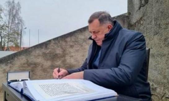 Milorad Dodik posjetio Aušvic: To je bilo vrijeme kada su životi djece bili neshvatljivo bezvrijedni