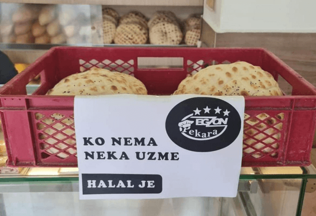 Pekara dijeli besplatno somune: "Ko nema da uzme, halal je"