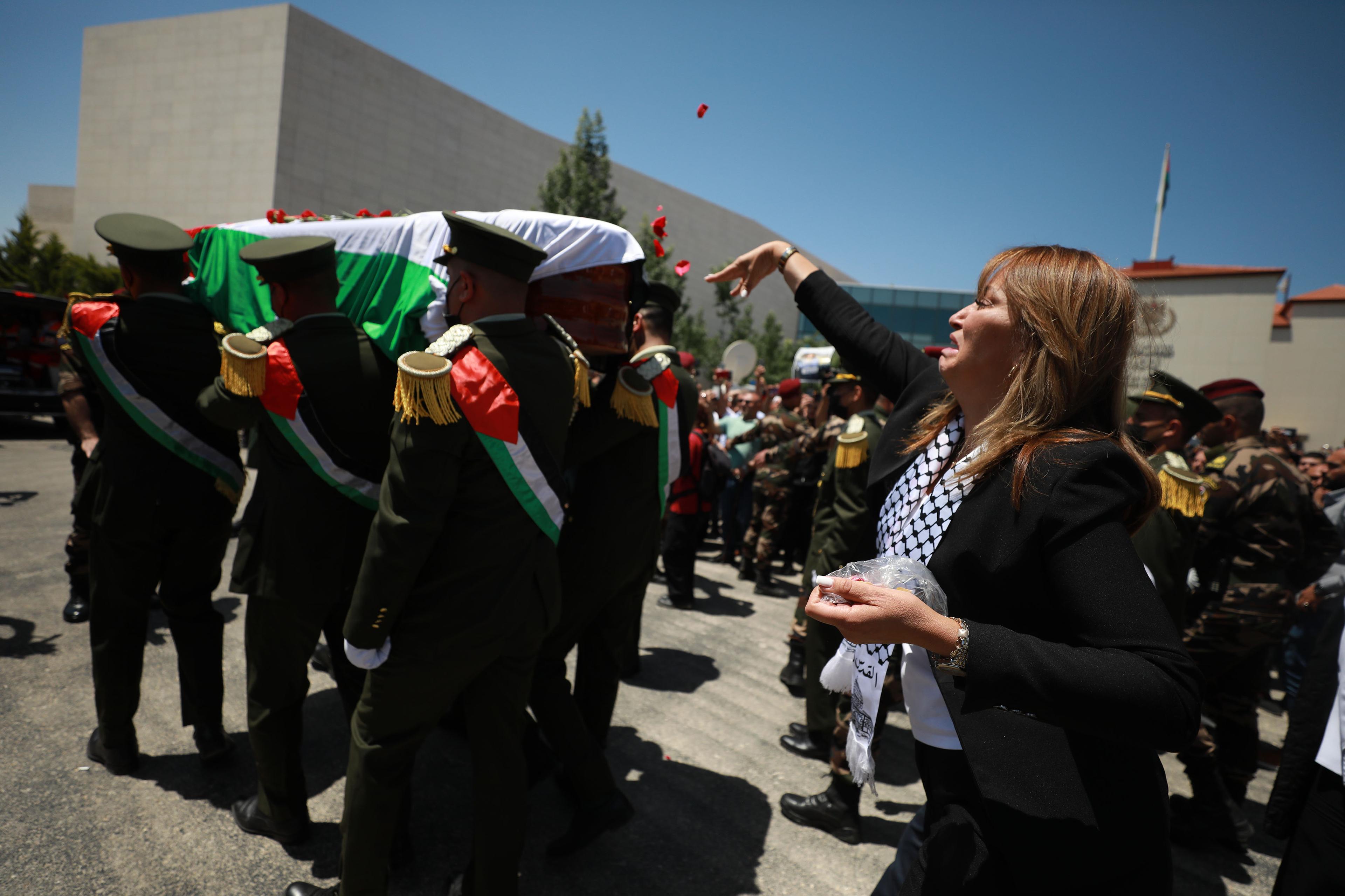 Komemoracija Širin Abu Akleh: Brojni Palestinci odali počast ubijenoj novinarki
