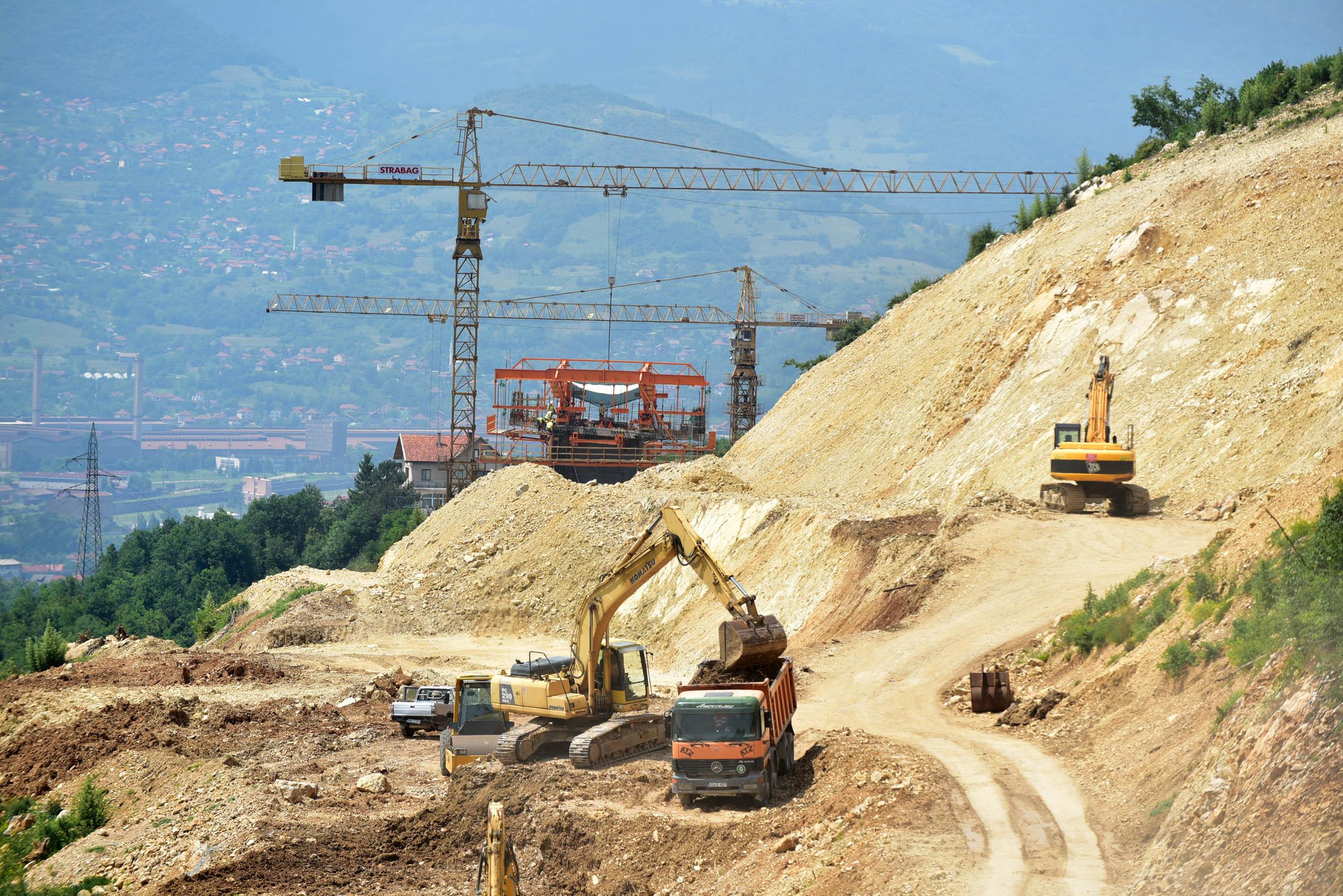 "Autoceste FBiH": Kreće izgradnja autoputa prema Tešnju, posao težak 160 miliona eura