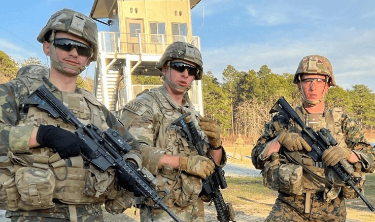 Mrako i Tursunović, bosanski vojnici, završili obuku za oficire u Americi