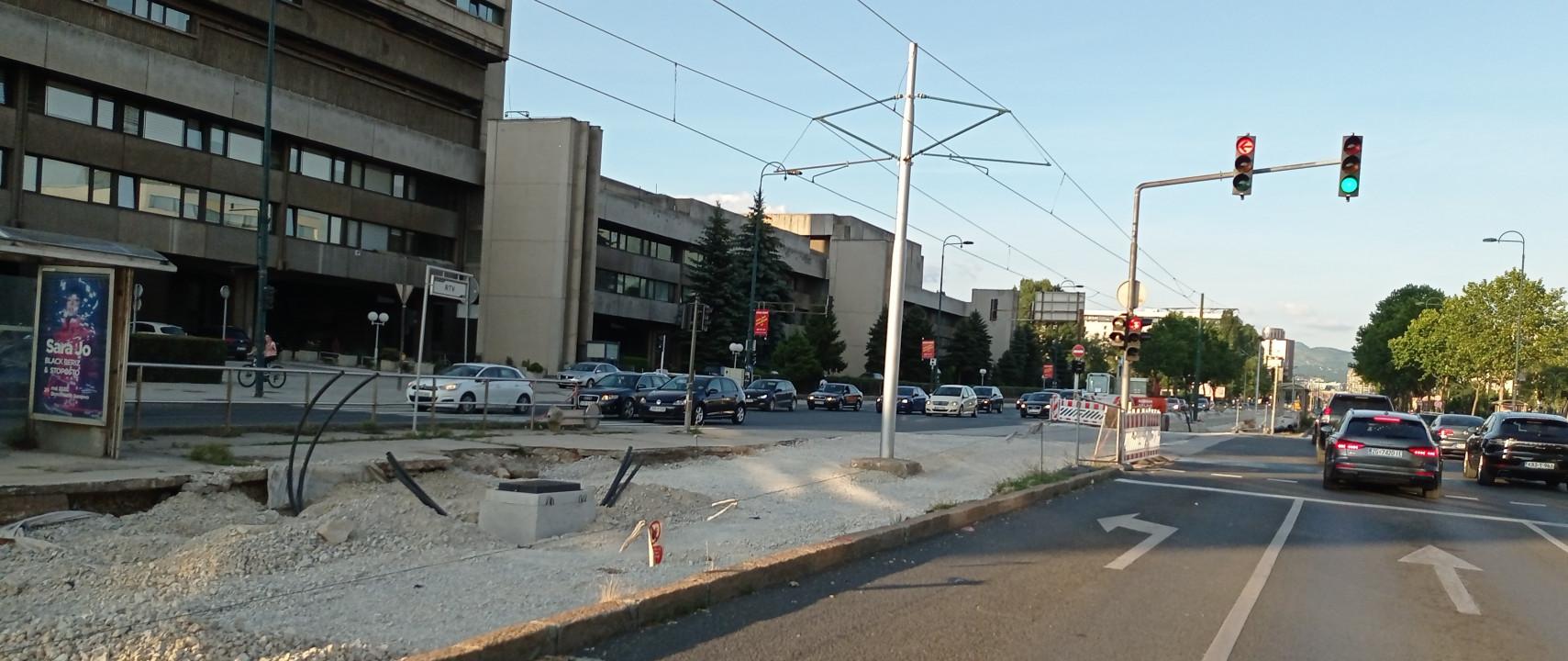 Obustava saobraćaja na raskrsnici ulice Bulevar Meše Selimovića od danas