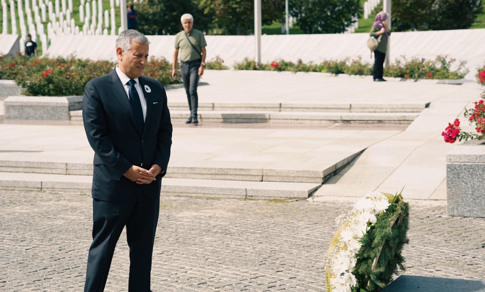 Prvi zamjenik visokog predstavnika u BiH posjetio Memorijalni centar Srebrenica