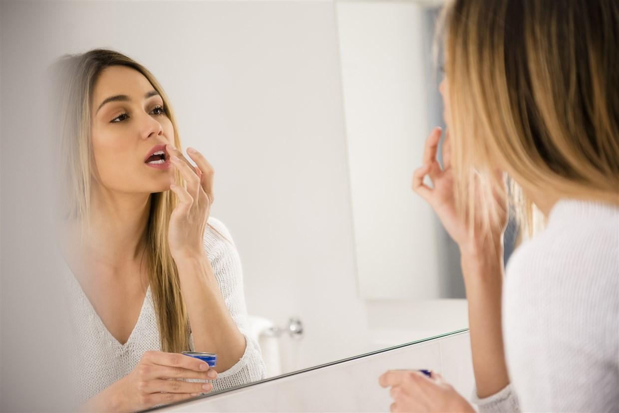 Ovo su trikovi koji će pomoći vašim ispucalim usnama