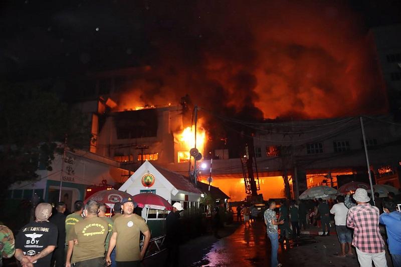 Broj stradalih u požaru u kazinu u Kambodži porastao na 27
