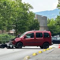Teška nesreća u naselju Breka: Povrijeđeni motociklista prevezen u bolnicu