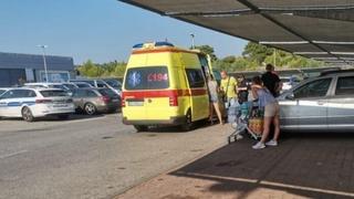 Drama na parkingu u Zadru: Roditelji ostavili dijete u ključalom automobilu