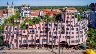 Stambena zgrada u Njemačkoj kojoj na krovu raste 9 hiljada grmova
