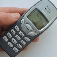 Vraća se legendarna Nokia 3210: Novo ruho kultnog telefona
