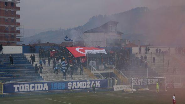 Podrška Turskoj na stadionu u Novom Pazaru  - Avaz
