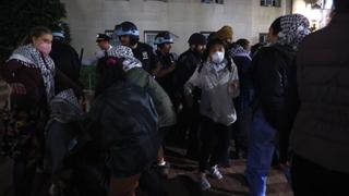Policija Njujorka upala u zgradu "Univerziteta Columbia", uhapšeno više od 100 propalestinskih demonst