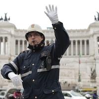 Italija: Zbog nemira u centru za repatrijaciju uhapšeno 14 osoba
