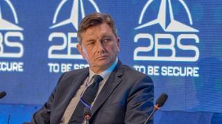 Pahor: Ako se ispostavi da iza događaja na sjeveru Kosova stoji Srbija, to bi bio znak da ostaje u sferi Moskve