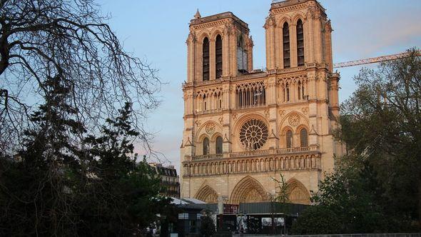 Katedrala Notre Dame - Avaz