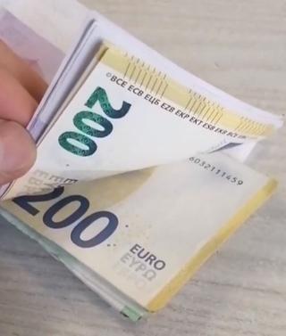 Dva muškarca pokušala izaći iz BiH sa 70.000 eura: Novac sakrili u wc papir


