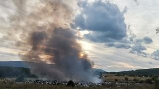 Požar na deponiji otpada u Drvaru poslije 10 dana nije lokaliziran