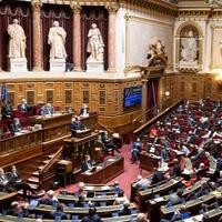 Francuski Senat usvojio zakon o kontroli imigracije